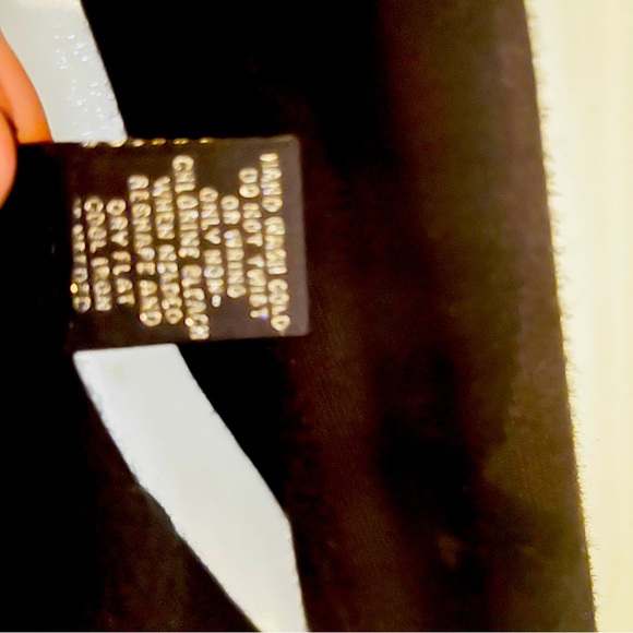 Catherine Malandrino sweater, size Medium - Picture 4 of 5